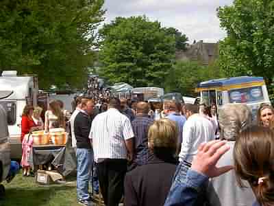 Gypsies and visitors mingle